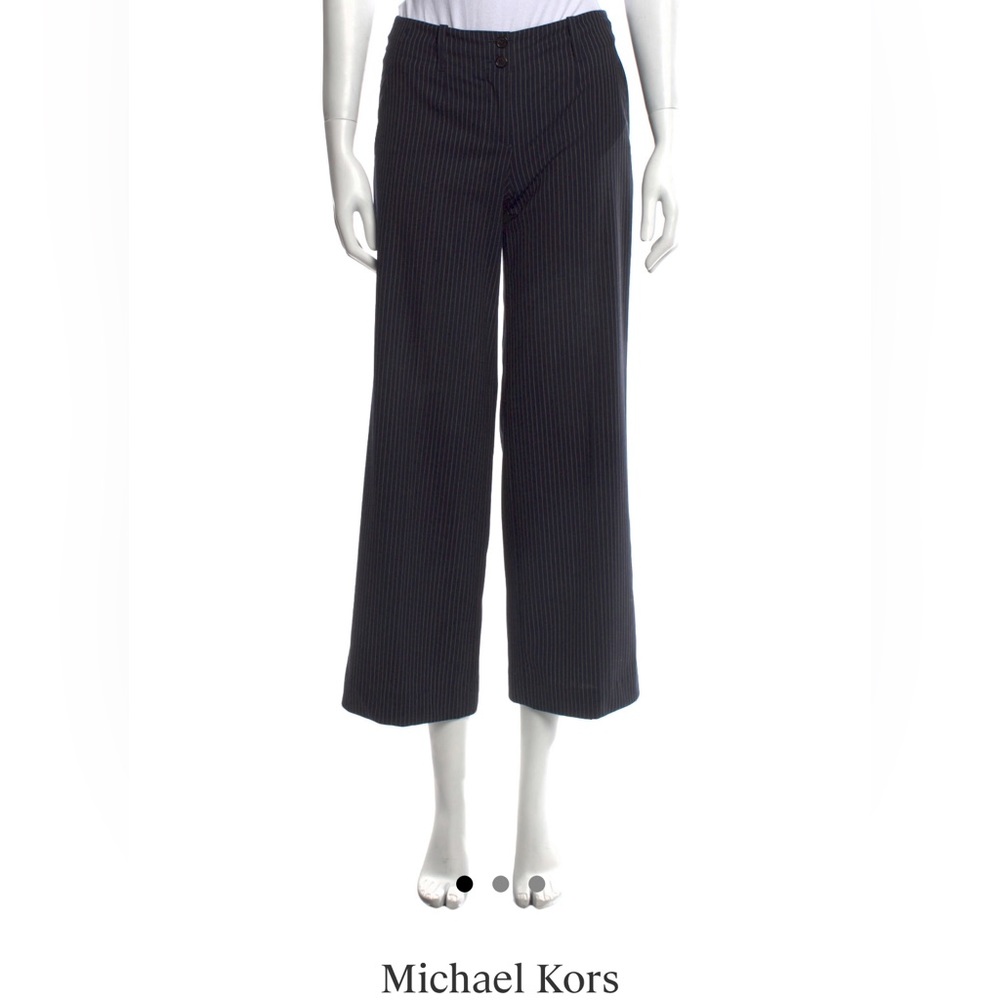 Micheal Kors virgin wool pin-striped blue wide legged trouser.  Fits 4/6